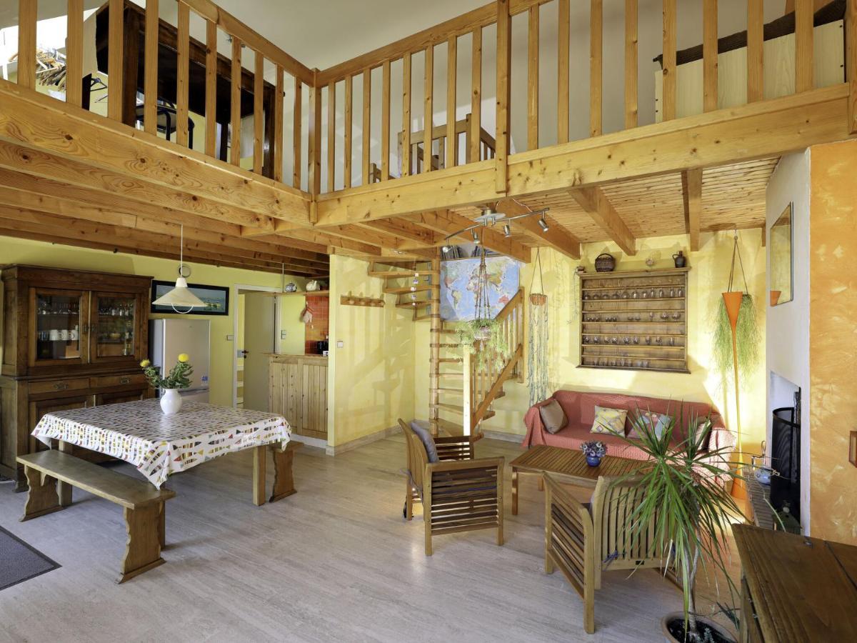 Bright Cottage In A Quiet Location, Near The Coast, Sibiril Exterior foto